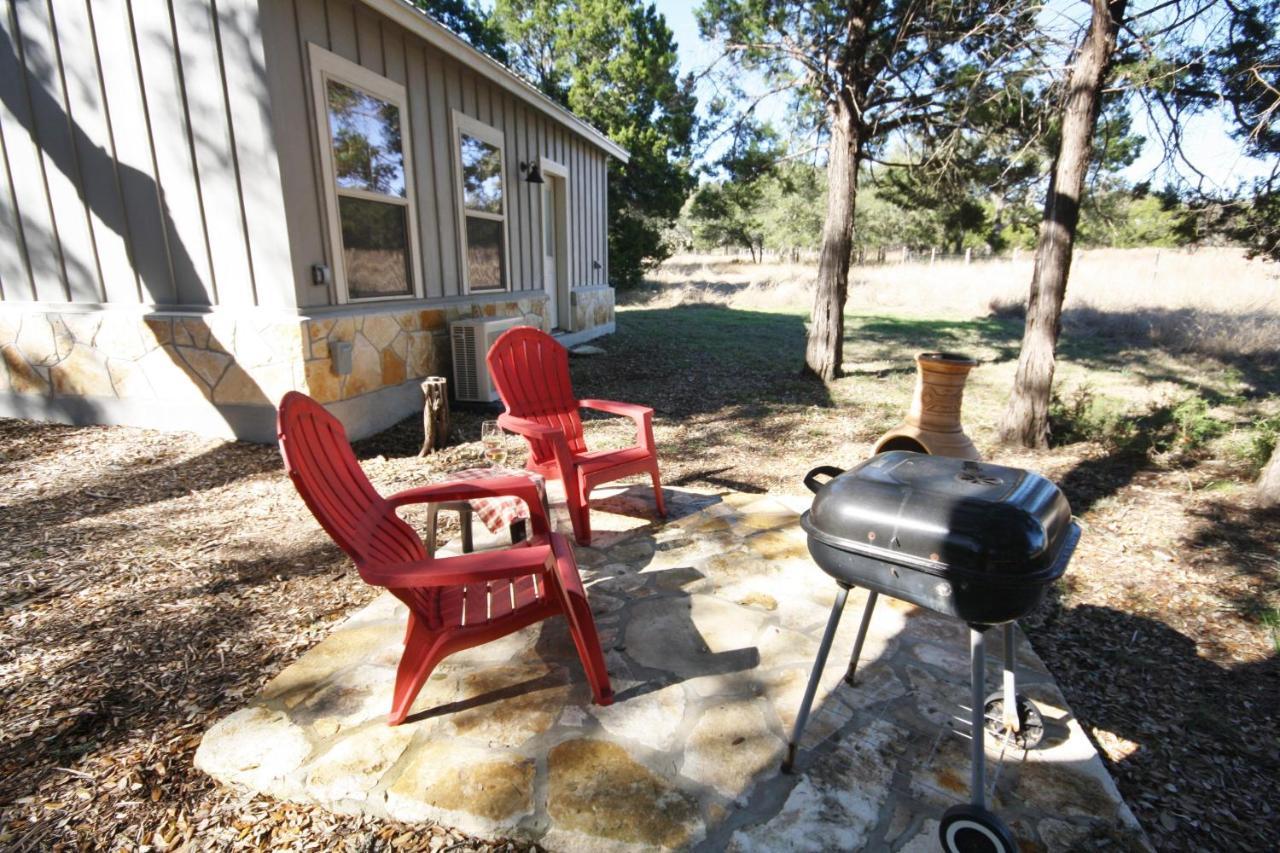 Cabins At Flite Acres - Texas Sage Wimberley Exterior foto